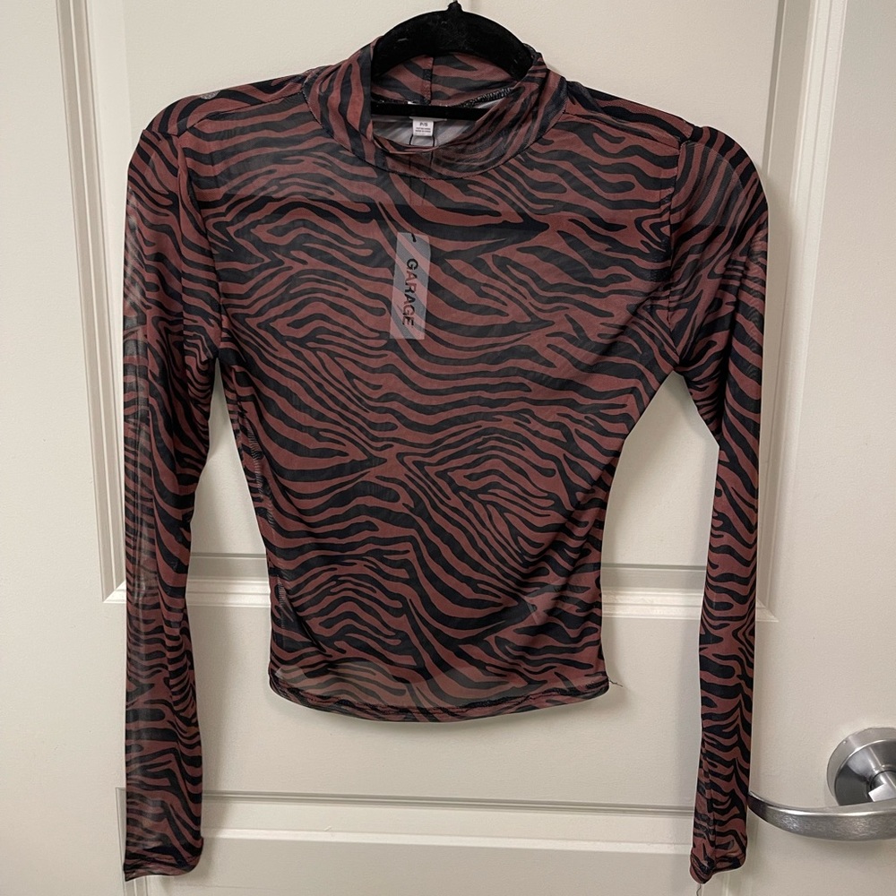 NWT Garage mesh top